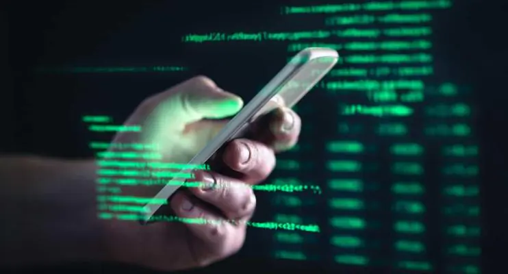 Golpe da mão fantasma usa seu celular sem que você perceba