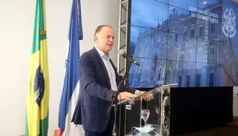 Governador ajusta regra previdenciária à Lei Federal, facilita ‘aposentadoria’ de militares e garante a promoção de oficiais e praças