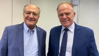 Governador Casagrande se reúne com vice-presidente eleito em Brasília
