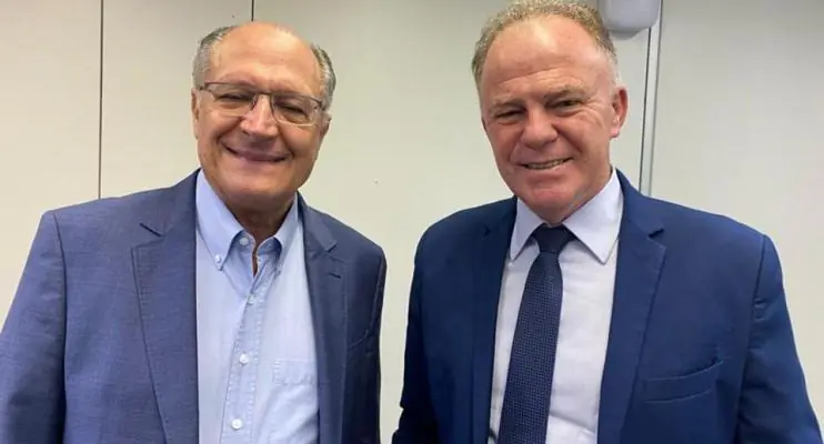 Governador Casagrande se reúne com vice-presidente eleito em Brasília