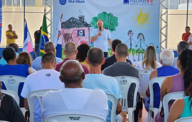 Governador do ES inaugura quadra e visita obras de macrodrenagem em Vila Velha
