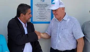 Governador do ES, Renato Casagrande, passa o dia entregando obras e anunciando novos investimentos em Ponto Belo.