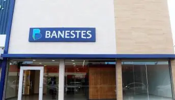 Governador inaugura nova agência do Banestes e quadra poliesportiva em Vila Velha