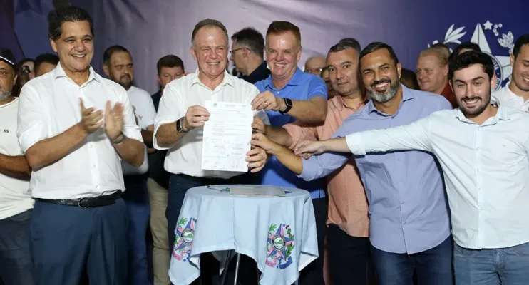 Governador inaugura obras e anuncia novos investimentos em Marechal Floriano