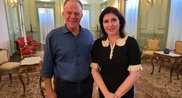 Governador Renato Casagrande recebe ministros do governo Lula em Vitória