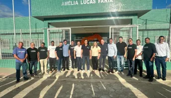 Governador Ricardo Ferraço cumpre agenda em Pedro Canário ao lado do prefeito Kleilson Resende e lideranças políticas