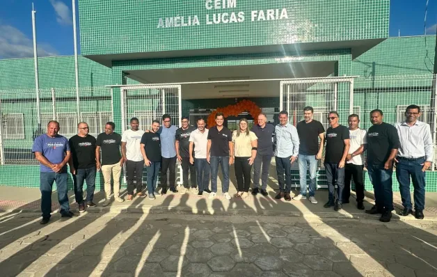 Governador Ricardo Ferraço cumpre agenda em Pedro Canário ao lado do prefeito Kleilson Resende e lideranças políticas
