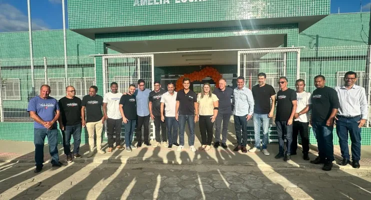 Governador Ricardo Ferraço cumpre agenda em Pedro Canário ao lado do prefeito Kleilson Resende e lideranças políticas