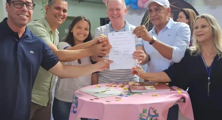 Governdor do ES inaugura obras e autoriza novos investimentos em Muniz Freire