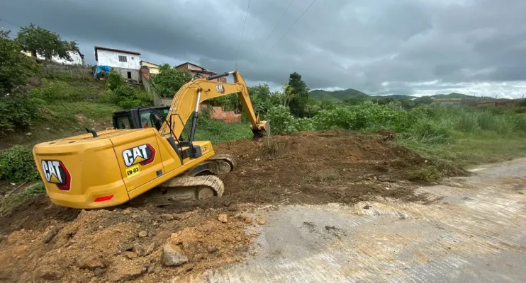 Governo acompanha situação dos municípios atingidos pelas chuvas e atua na liberação do tráfego nas rodovias 
