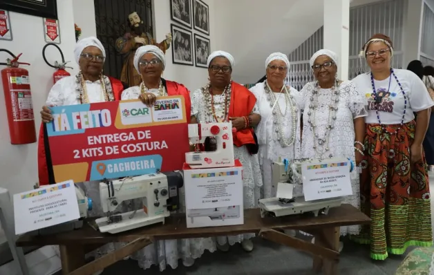 Governo da Bahia apoia empreendedorismo feminino com entrega de kits de costura no Recôncavo