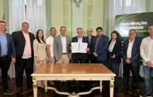 Governo do ES assina contratos de inovação para o agronegócio