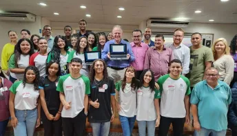 Governo do ES vai distribuir quase 20 mil chromebooks para escolas da Rede Estadual