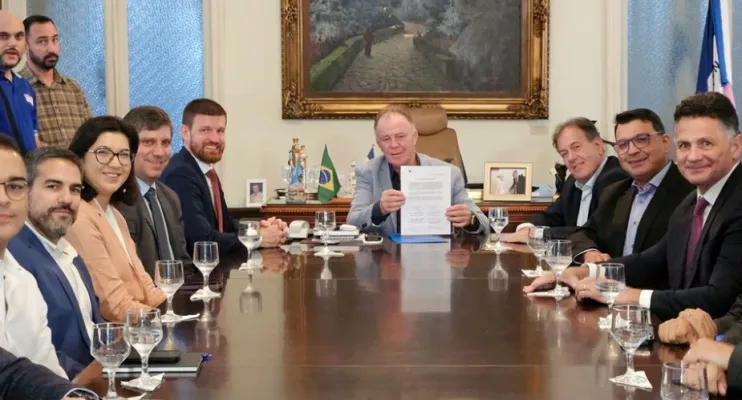 Governo do Espírito Santo formaliza projeto de reúso de esgoto para abastecimento industrial da Vale