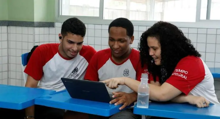 Governo do Espírito Santo ganha destaque em investimentos na Educação durante pandemia