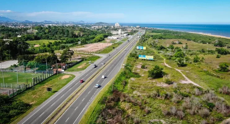 Governo do Espírito Santo regulamenta tráfego de caminhões na Rodovia do Sol