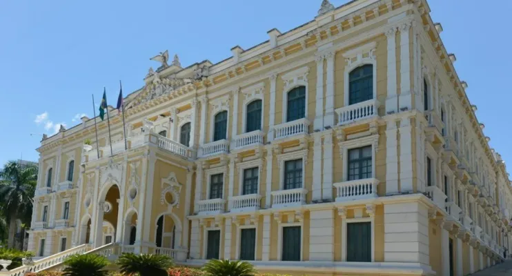 Governo do Estado anuncia piso nacional para professores da rede pública estadual
