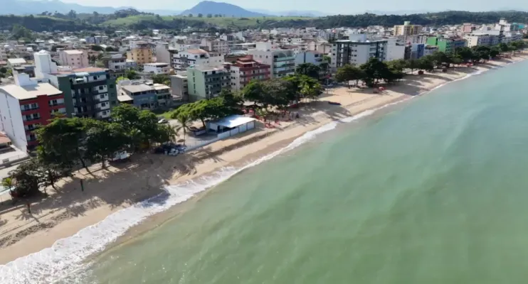 Governo do Estado avança na revitalização da orla de Piúma 