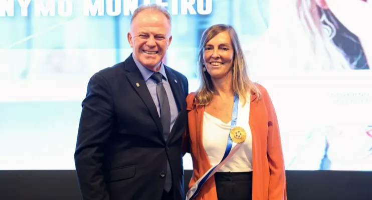 Governo do Estado entrega maior honraria à cientista Tatiana Sampaio