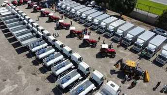 Governo do Estado entrega máquinas e equipamentos agrícolas para 39 municípios