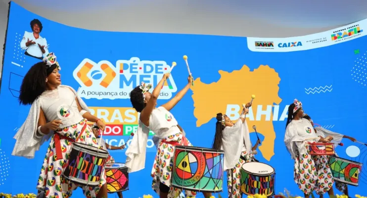 Governo do Estado formaliza adesão da Bahia ao programa Pé-de-Meia