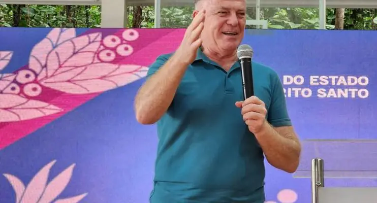 Governo do Estado inaugura nova quadra poliesportiva do Crefes