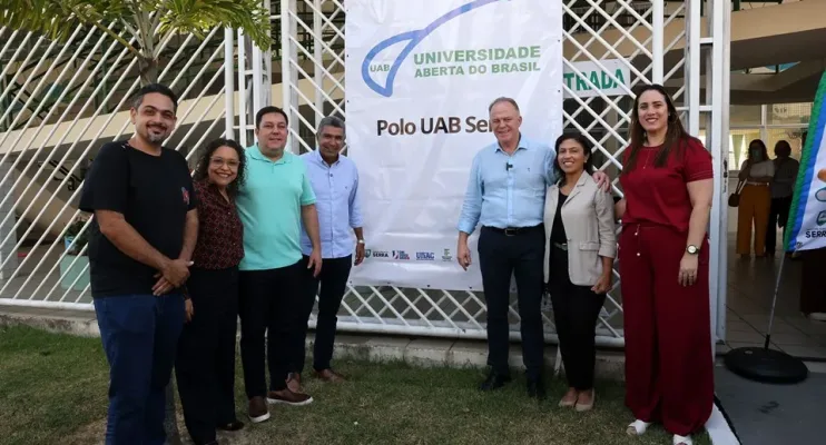 Governo do Estado inaugura polo da Universidade Aberta Capixaba na Serra