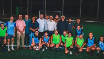 Governo do Estado inaugura revitalizações de campos Bom de Bola em Viana