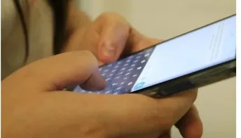 Governo e oposição apoiam proibição de celular nas escolas