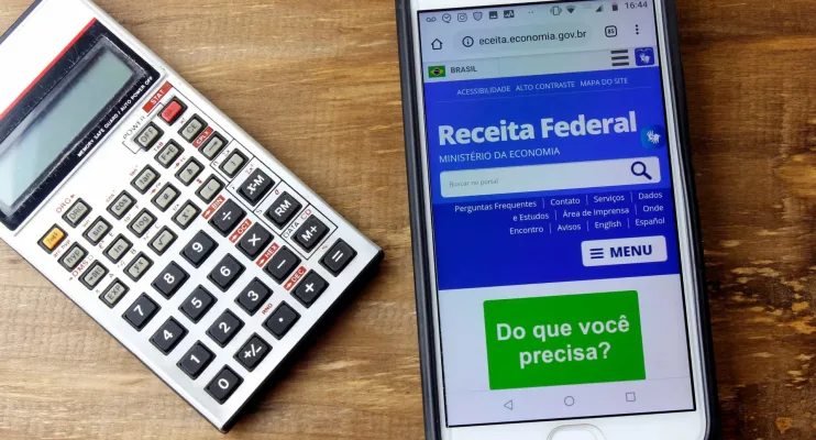 Governo eleva teto de isenção de IRPF para R$ 2.824,00 (dois salários mínimos)