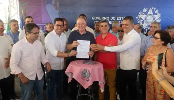 Governo entrega obras de pavimentação e anuncia reconstrução de escola em Piúma