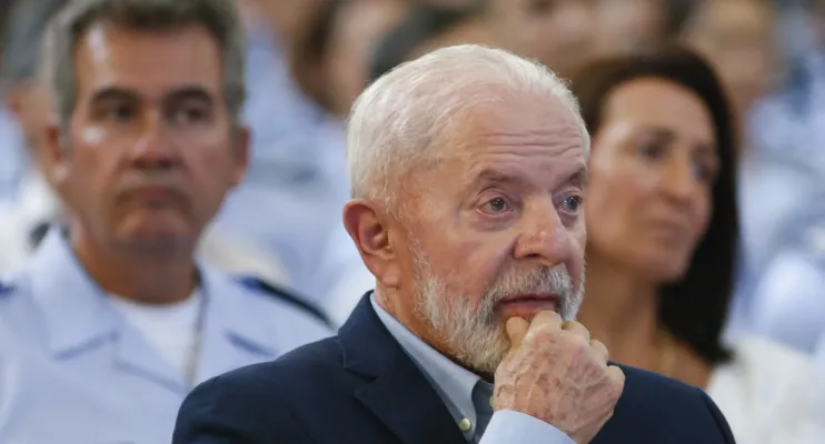 Governo Lula é contra qualquer programa de privatização de praias, diz Padilha