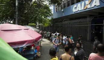 Governo pagou auxílio emergencial a 135 mil mortos, aponta CGU 