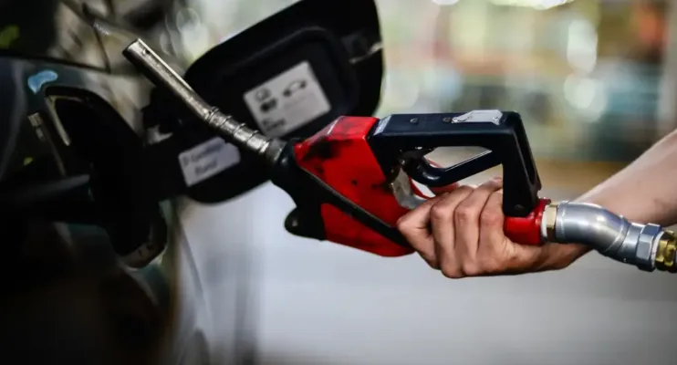 Governo prevê aumento de etanol na gasolina de 30% para até 32%