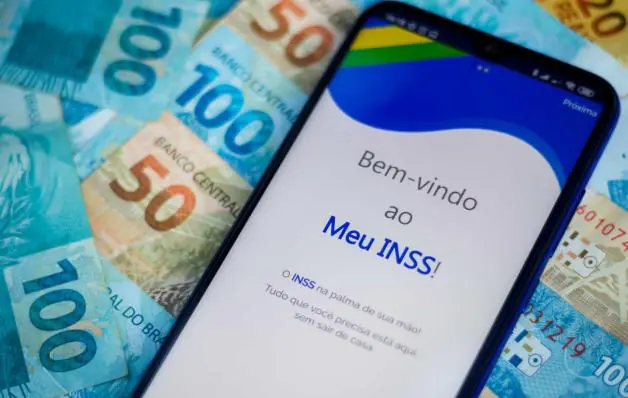 Governo prevê reajuste de 6% para aposentadorias do INSS em 2023