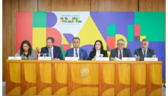 Governo propõe taxar em 10% quem ganha mais de R$ 50 mil por mês