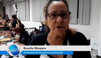 Greve: Professores mandam mensagem para o prefeito Temóteo e fazem oração na câmara de vereadores pedindo sabedoria a Deus