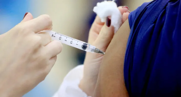 Gripe: Entenda por que é importante tomar a vacina anualmente