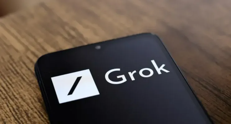 Grok agora lembra conversas: IA da rede X ganha nova função personalizada