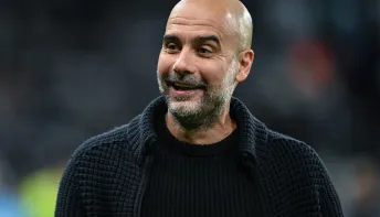 Guardiola chama Rogério Ceni de lenda