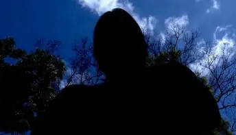 Homem é preso por agredir e ameaçar esposa: ‘Falou que ia esmagar a minha cabeça’, diz vítima