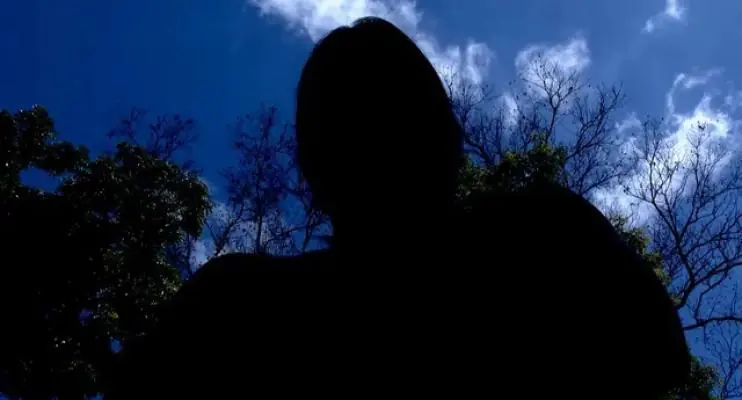 Homem é preso por agredir e ameaçar esposa: ‘Falou que ia esmagar a minha cabeça’, diz vítima