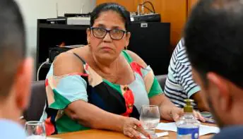 Líderes comunitários da Grande Santo Antônio se reúnem com prefeito de Vitória