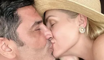 Hickmann e Edu Guedes assumem namoro com beijão: 'Novo motivo pra sorrir'