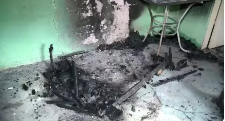 Homem invade casa da ex e coloca fogo na cama em que ela dormia com atual companheiro
