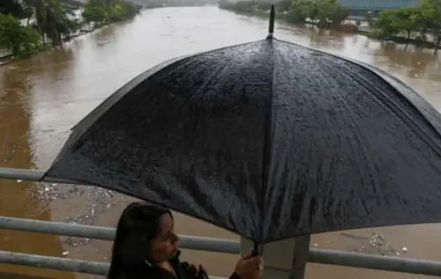 Homem salva mulher, sogra e enteados, mas morre durante enxurrada em Porto Alegre