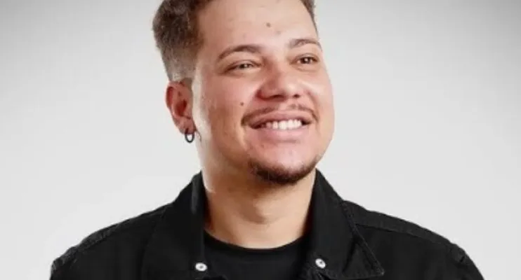 Sertanejo é agredido em show, leva 30 pontos e fica com o rosto desfigurado
