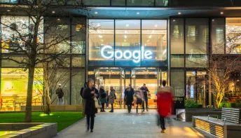 IA gera mais de um quarto do código criado na Google, diz CEO