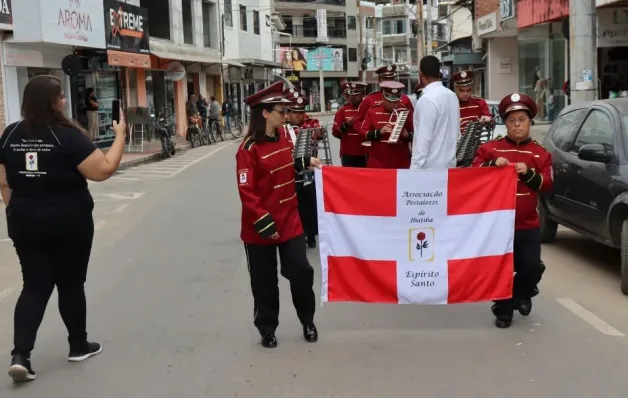 Ibatiba realiza ação de conscientização sobre o autismo na Praça David Gomes