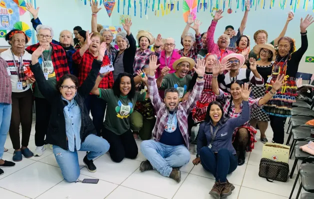 Idosos de Cariacica participam de arraiá do projeto Digna Idade